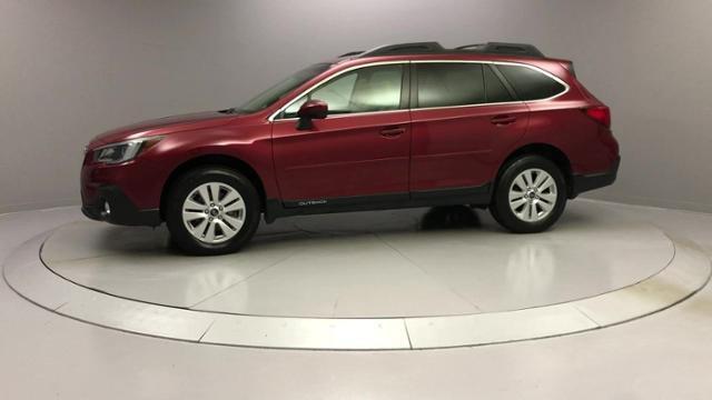 2018 Subaru Outback 2.5i Premium, available for sale in Naugatuck, Connecticut | J&M Automotive Sls&Svc LLC. Naugatuck, Connecticut 2018 Subaru Outback 2.5i Premium, available for sale in Naugatuck, Connecticut | J&M Automotive Sls&Svc LLC. Naugatuck, Connecticut
