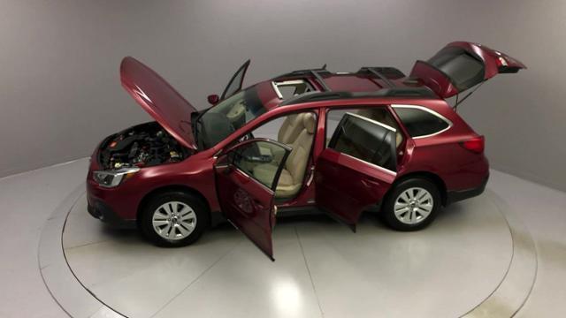 2018 Subaru Outback 2.5i Premium, available for sale in Naugatuck, Connecticut | J&M Automotive Sls&Svc LLC. Naugatuck, Connecticut 2018 Subaru Outback 2.5i Premium, available for sale in Naugatuck, Connecticut | J&M Automotive Sls&Svc LLC. Naugatuck, Connecticut