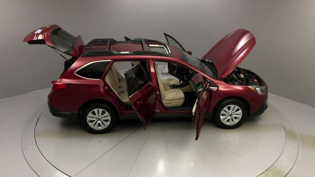 2018 Subaru Outback 2.5i Premium, available for sale in Naugatuck, Connecticut | J&M Automotive Sls&Svc LLC. Naugatuck, Connecticut 2018 Subaru Outback 2.5i Premium, available for sale in Naugatuck, Connecticut | J&M Automotive Sls&Svc LLC. Naugatuck, Connecticut