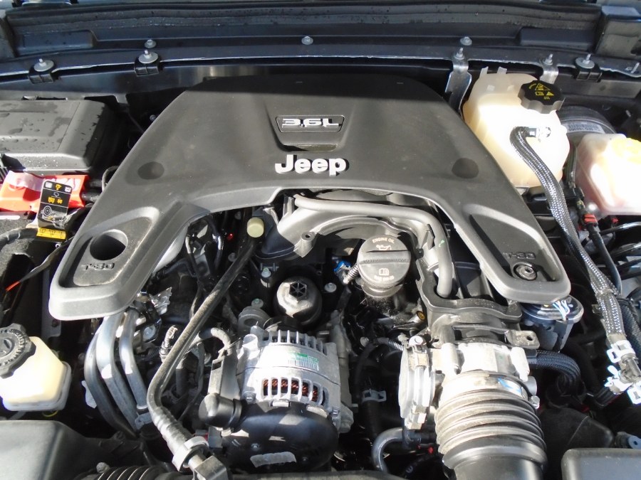 Used Jeep Wrangler Unlimited Sport S 4x4 2019 | Jim Juliani Motors. Waterbury, Connecticut