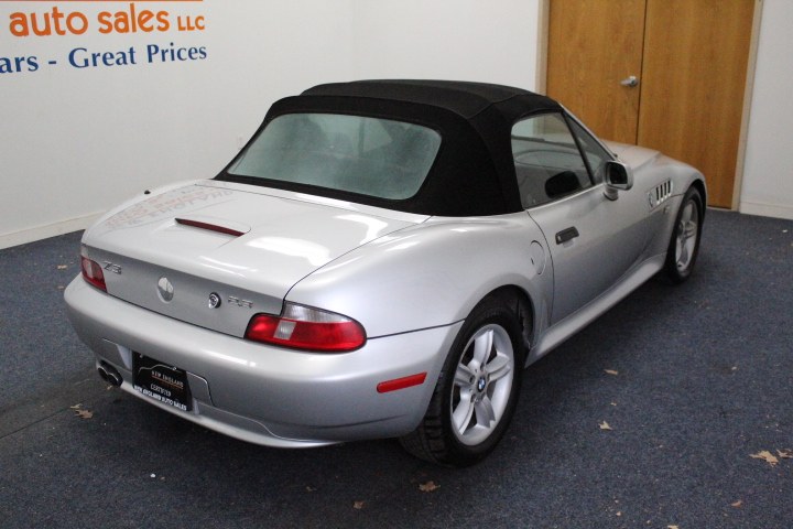 Used BMW Z3 Z3 2dr Roadster 2.5L 2000 | New England Auto Sales LLC. Plainville, Connecticut Used BMW Z3 Z3 2dr Roadster 2.5L 2000 | New England Auto Sales LLC. Plainville, Connecticut