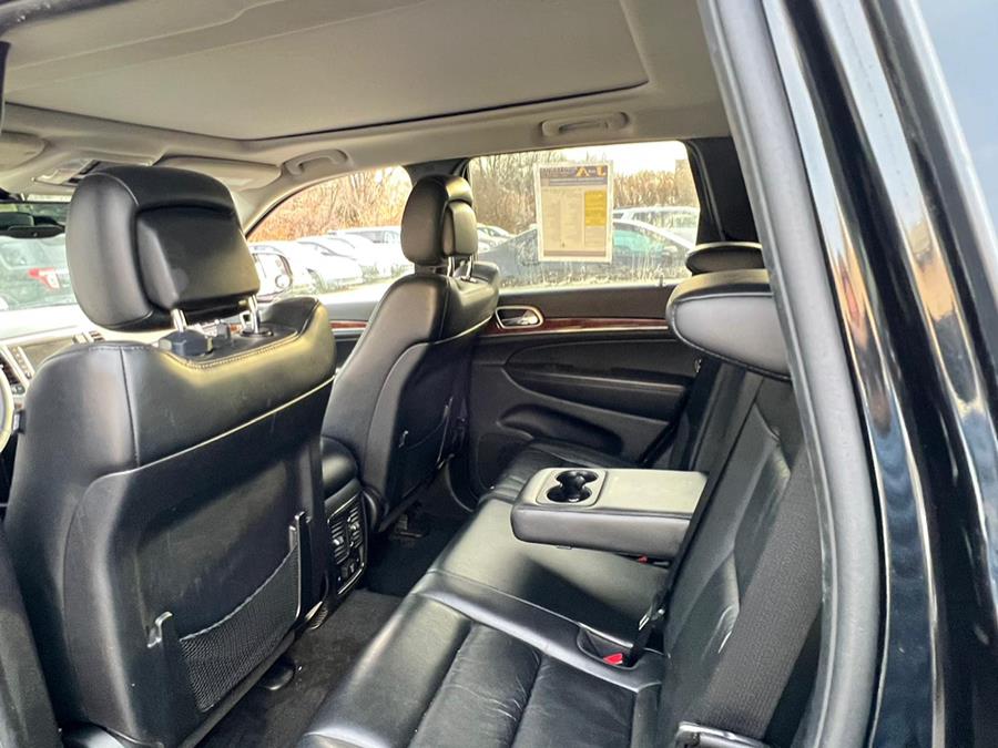 Used Jeep Grand Cherokee 4WD 4dr Limited 2012 | J & A Auto Center. Raynham, Massachusetts Used Jeep Grand Cherokee 4WD 4dr Limited 2012 | J & A Auto Center. Raynham, Massachusetts