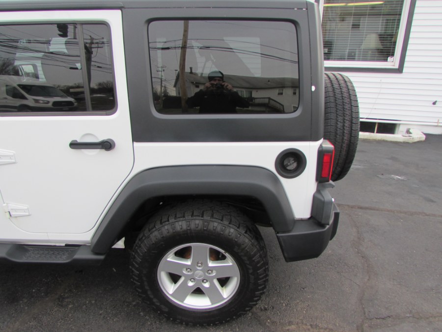 Used Jeep Wrangler Unlimited 4WD 4dr Sport 2012 | Chip's Auto Sales Inc. Milford, Connecticut Used Jeep Wrangler Unlimited 4WD 4dr Sport 2012 | Chip's Auto Sales Inc. Milford, Connecticut