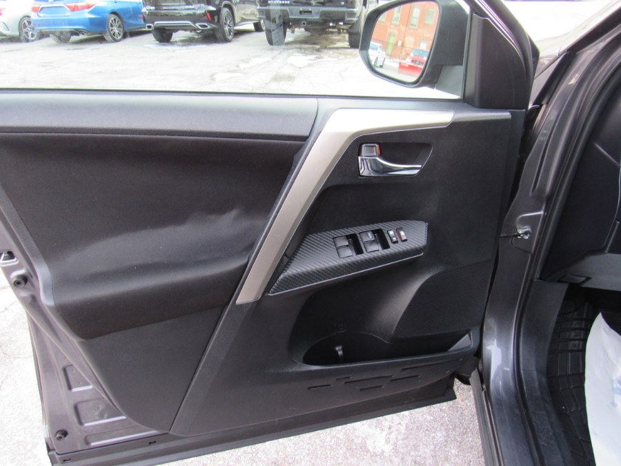 Used Toyota RAV4 XLE 2014 | Hilario's Auto Sales Inc.. Worcester, Massachusetts Used Toyota RAV4 XLE 2014 | Hilario's Auto Sales Inc.. Worcester, Massachusetts