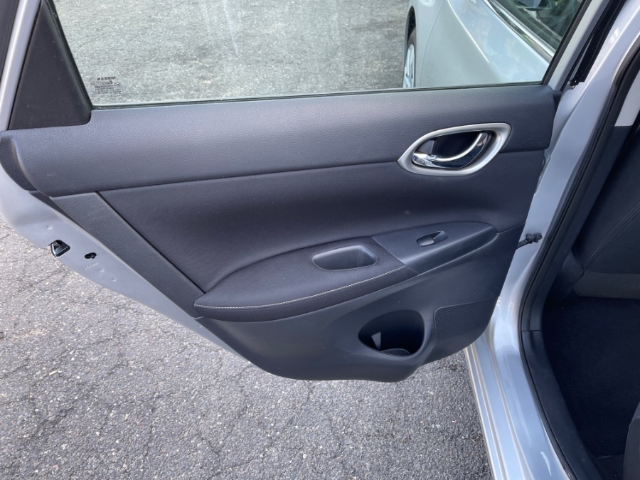 Used Nissan Sentra 4dr Sdn I4 CVT SR 2015 | Farmington Auto Park LLC. Plainville, Connecticut Used Nissan Sentra 4dr Sdn I4 CVT SR 2015 | Farmington Auto Park LLC. Plainville, Connecticut