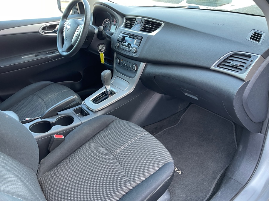 Used Nissan Sentra 4dr Sdn I4 CVT SR 2015 | Farmington Auto Park LLC. Plainville, Connecticut Used Nissan Sentra 4dr Sdn I4 CVT SR 2015 | Farmington Auto Park LLC. Plainville, Connecticut