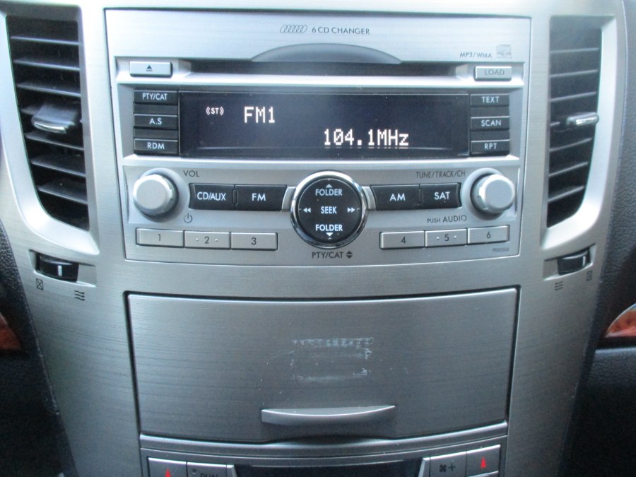 Used Subaru Outback 4dr Wgn H4 Auto 2.5i Limited Pwr Moon 2011 | Cos Central Auto. Meriden, Connecticut Used Subaru Outback 4dr Wgn H4 Auto 2.5i Limited Pwr Moon 2011 | Cos Central Auto. Meriden, Connecticut