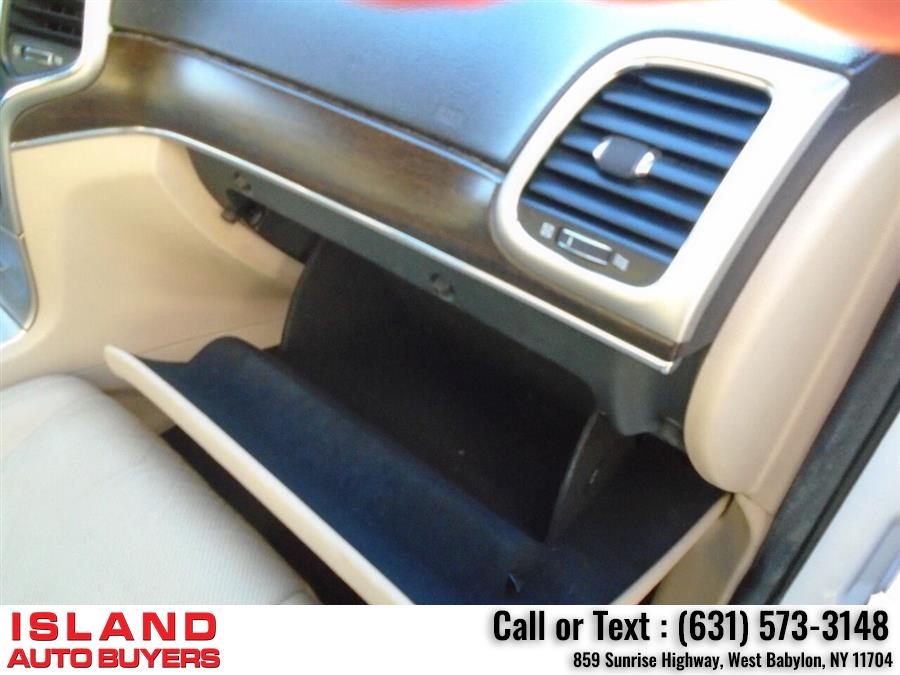 Used Jeep Grand Cherokee Limited 4x4 4dr SUV 2014 | Island Auto Buyers. West Babylon, New York Used Jeep Grand Cherokee Limited 4x4 4dr SUV 2014 | Island Auto Buyers. West Babylon, New York