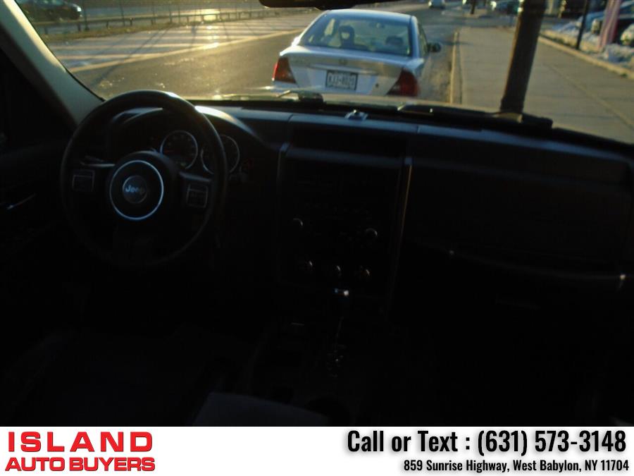 Used Jeep Liberty Latitude 4x4 4dr SUV 2012 | Island Auto Buyers. West Babylon, New York Used Jeep Liberty Latitude 4x4 4dr SUV 2012 | Island Auto Buyers. West Babylon, New York