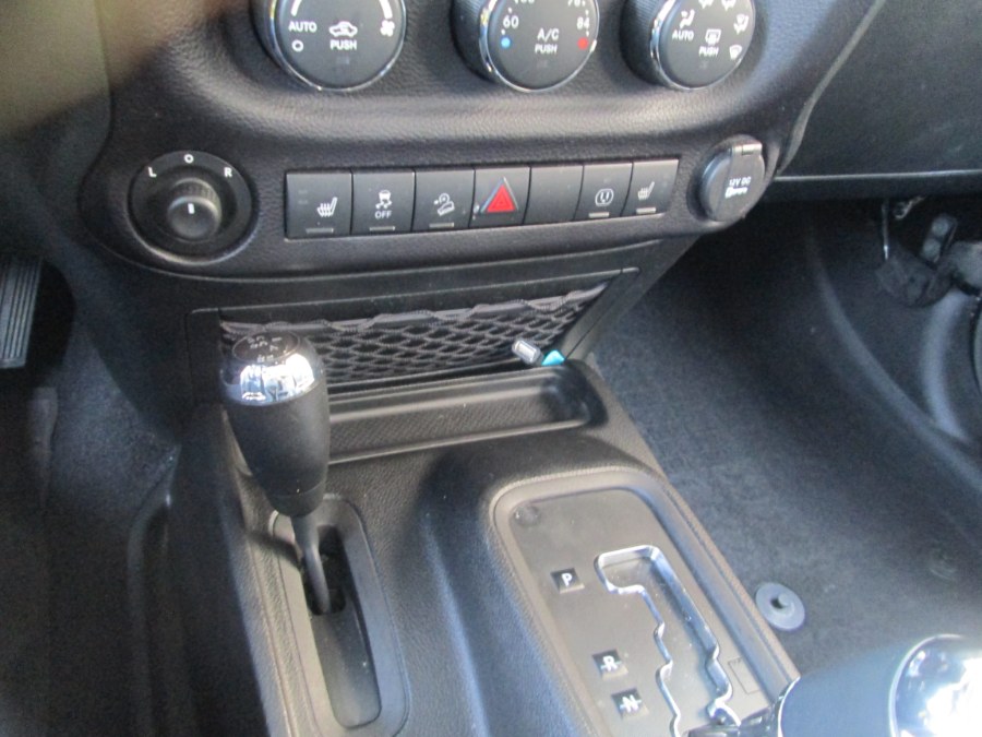2015 Jeep Wrangler Unlimited 4WD 4dr Altitude, available for sale in Levittown, Pennsylvania | Levittown Auto. Levittown, Pennsylvania 2015 Jeep Wrangler Unlimited 4WD 4dr Altitude, available for sale in Levittown, Pennsylvania | Levittown Auto. Levittown, Pennsylvania