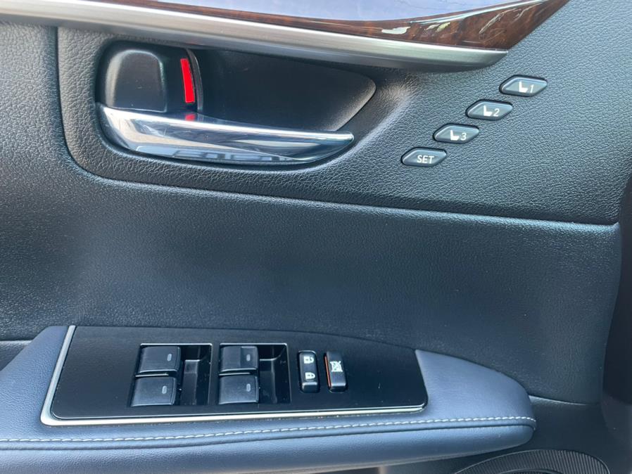 2017 Lexus ES ES 350 FWD, available for sale in Manchester, Connecticut | Carsonmain LLC. Manchester, Connecticut 2017 Lexus ES ES 350 FWD, available for sale in Manchester, Connecticut | Carsonmain LLC. Manchester, Connecticut