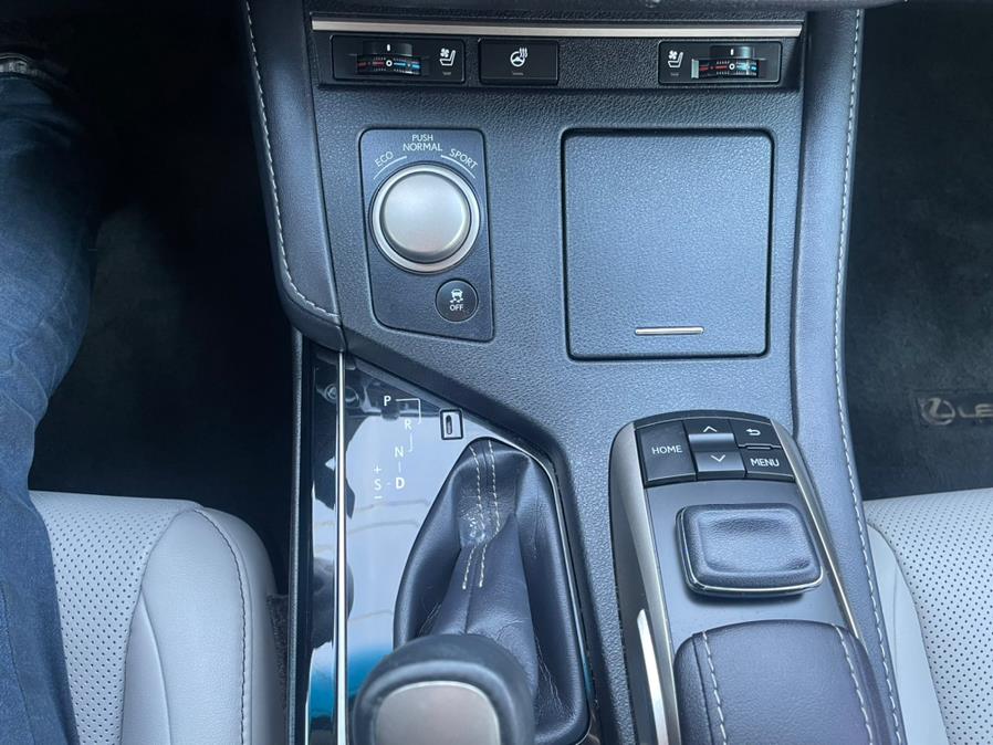 2017 Lexus ES ES 350 FWD, available for sale in Manchester, Connecticut | Carsonmain LLC. Manchester, Connecticut 2017 Lexus ES ES 350 FWD, available for sale in Manchester, Connecticut | Carsonmain LLC. Manchester, Connecticut