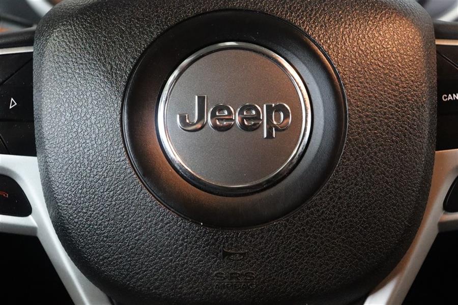 Used Jeep Cherokee LATITUDE PLUS 2018 | Fast Track Motors. Paterson, New Jersey Used Jeep Cherokee LATITUDE PLUS 2018 | Fast Track Motors. Paterson, New Jersey