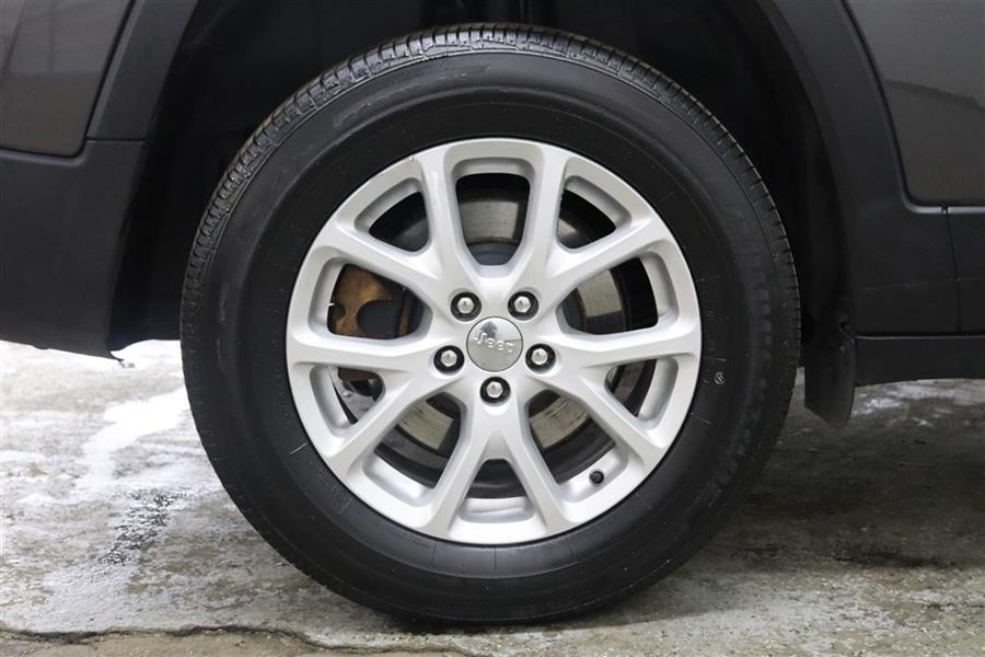 Used Jeep Cherokee LATITUDE PLUS 2018 | Fast Track Motors. Paterson, New Jersey Used Jeep Cherokee LATITUDE PLUS 2018 | Fast Track Motors. Paterson, New Jersey
