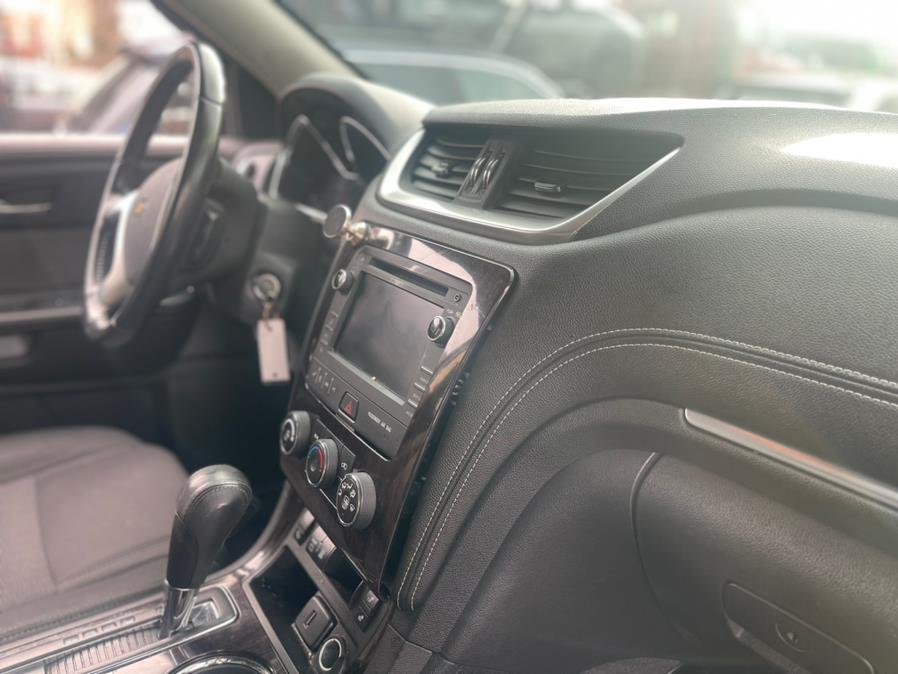 Used Chevrolet Traverse FWD 4dr LT w/1LT 2017 | NYC Automart Inc. Brooklyn, New York Used Chevrolet Traverse FWD 4dr LT w/1LT 2017 | NYC Automart Inc. Brooklyn, New York