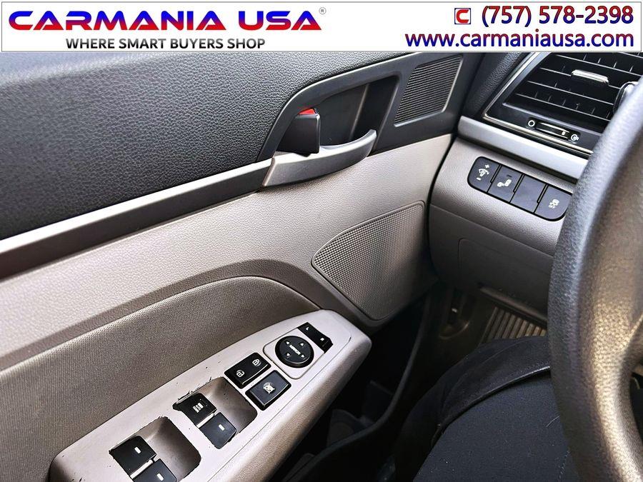 Used Hyundai Elantra SEL 2.0L Auto (Alabama) 2018 | CARMANIA USA. Chesapeake, Virginia Used Hyundai Elantra SEL 2.0L Auto (Alabama) 2018 | CARMANIA USA. Chesapeake, Virginia