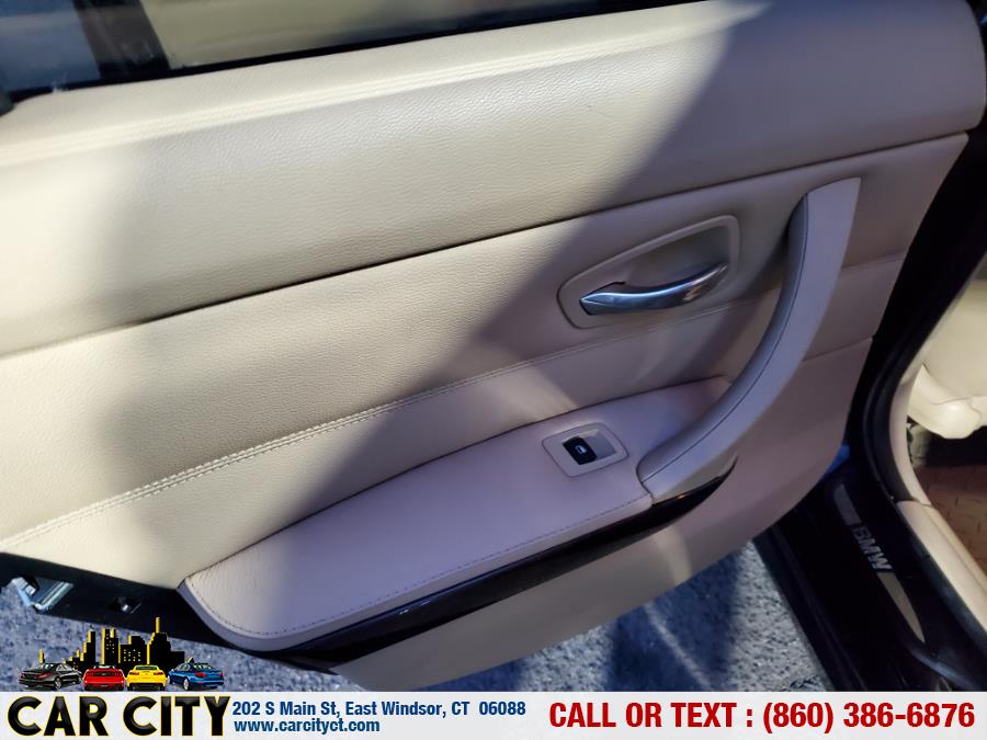 Used BMW 3 Series 4dr Sdn 328i xDrive AWD SULEV South Africa 2011 | Car City LLC. East Windsor, Connecticut Used BMW 3 Series 4dr Sdn 328i xDrive AWD SULEV South Africa 2011 | Car City LLC. East Windsor, Connecticut