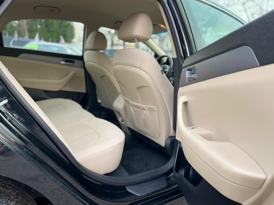 2019 Hyundai Sonata SE 2.4L, available for sale in Irvington , New Jersey | Auto Haus of Irvington Corp. Irvington , New Jersey 2019 Hyundai Sonata SE 2.4L, available for sale in Irvington , New Jersey | Auto Haus of Irvington Corp. Irvington , New Jersey