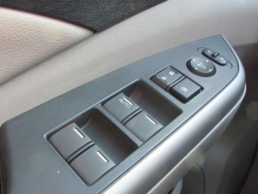 Used Honda CR-V 2WD 5dr EX-L 2014 | United Auto Sales of E Windsor, Inc. East Windsor, Connecticut Used Honda CR-V 2WD 5dr EX-L 2014 | United Auto Sales of E Windsor, Inc. East Windsor, Connecticut