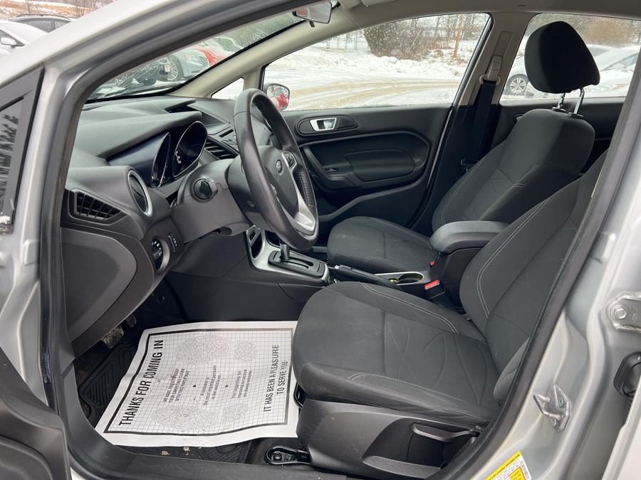 Used Ford Fiesta 4dr Sdn SE 2015 | Pray's Auto Sales . Bangor , Maine Used Ford Fiesta 4dr Sdn SE 2015 | Pray's Auto Sales . Bangor , Maine