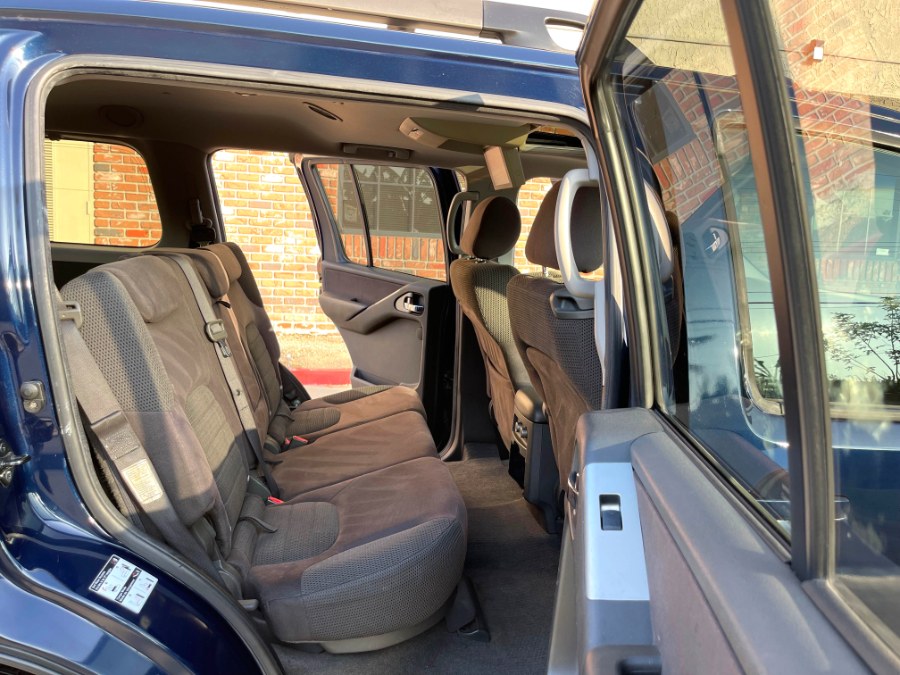 2006 Nissan Pathfinder SE 2WD, available for sale in Lake Forest, California | Pacific Green Line. Lake Forest, California 2006 Nissan Pathfinder SE 2WD, available for sale in Lake Forest, California | Pacific Green Line. Lake Forest, California