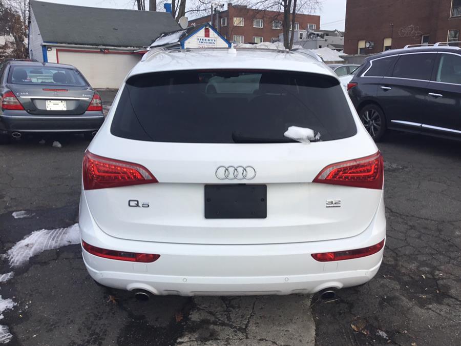 Used Audi Q5 quattro 4dr Premium Plus 2010 | Liberty Motors. Manchester, Connecticut Used Audi Q5 quattro 4dr Premium Plus 2010 | Liberty Motors. Manchester, Connecticut