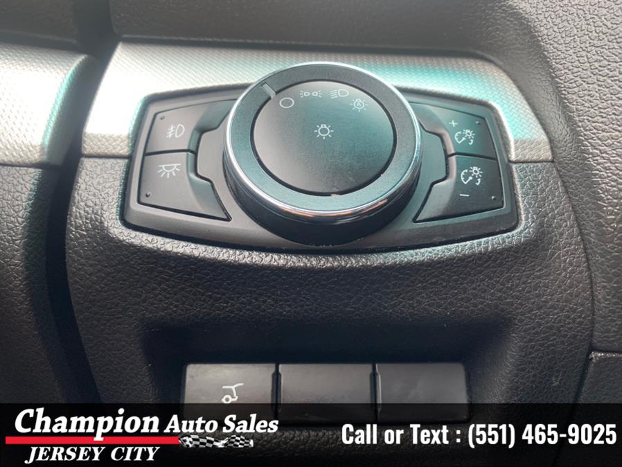 Used Ford Explorer FWD 4dr XLT 2015 | Champion Auto Sales of JC. Jersey City, New Jersey Used Ford Explorer FWD 4dr XLT 2015 | Champion Auto Sales of JC. Jersey City, New Jersey