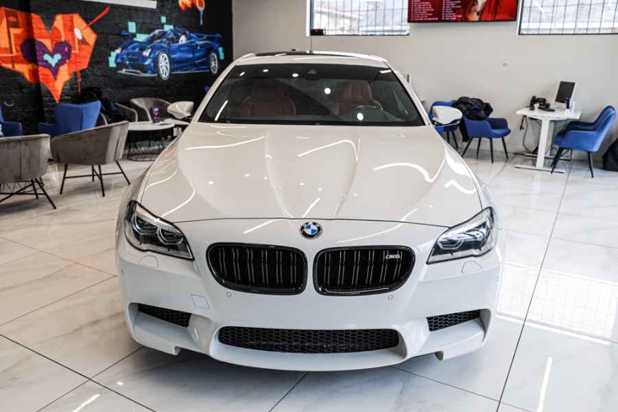 Used BMW M5 4dr Sdn 2015 | 26 Motors Long Island. ELMONT, New York Used BMW M5 4dr Sdn 2015 | 26 Motors Long Island. ELMONT, New York