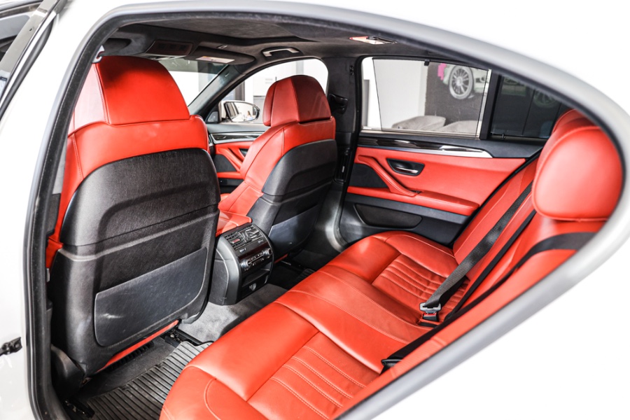 Used BMW M5 4dr Sdn 2015 | 26 Motors Long Island. ELMONT, New York Used BMW M5 4dr Sdn 2015 | 26 Motors Long Island. ELMONT, New York