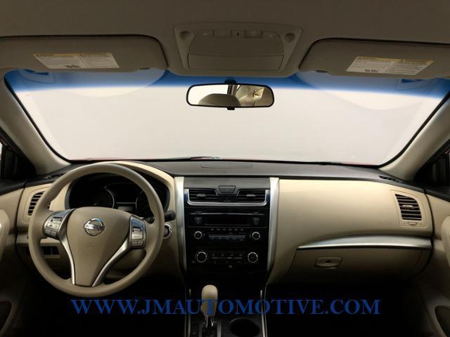 Used Nissan Altima 4dr Sdn I4 2.5 S 2015 | J&M Automotive Sls&Svc LLC. Naugatuck, Connecticut Used Nissan Altima 4dr Sdn I4 2.5 S 2015 | J&M Automotive Sls&Svc LLC. Naugatuck, Connecticut