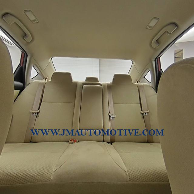 Used Nissan Altima 4dr Sdn I4 2.5 S 2015 | J&M Automotive Sls&Svc LLC. Naugatuck, Connecticut Used Nissan Altima 4dr Sdn I4 2.5 S 2015 | J&M Automotive Sls&Svc LLC. Naugatuck, Connecticut