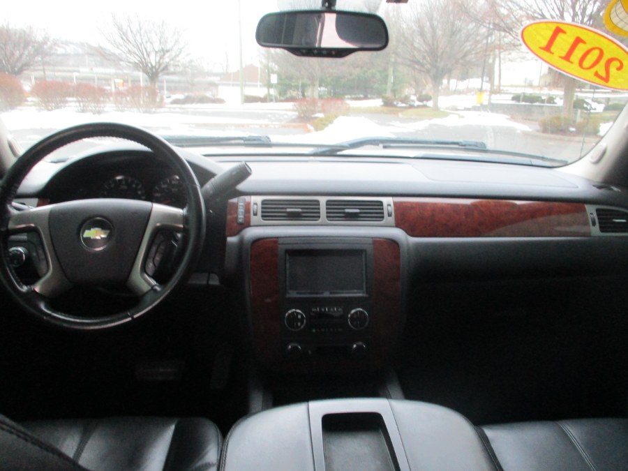 Used Chevrolet Silverado 1500 4WD Crew Cab 143.5" LTZ 2011 | Universal Motors LLC. New Britain, Connecticut Used Chevrolet Silverado 1500 4WD Crew Cab 143.5" LTZ 2011 | Universal Motors LLC. New Britain, Connecticut