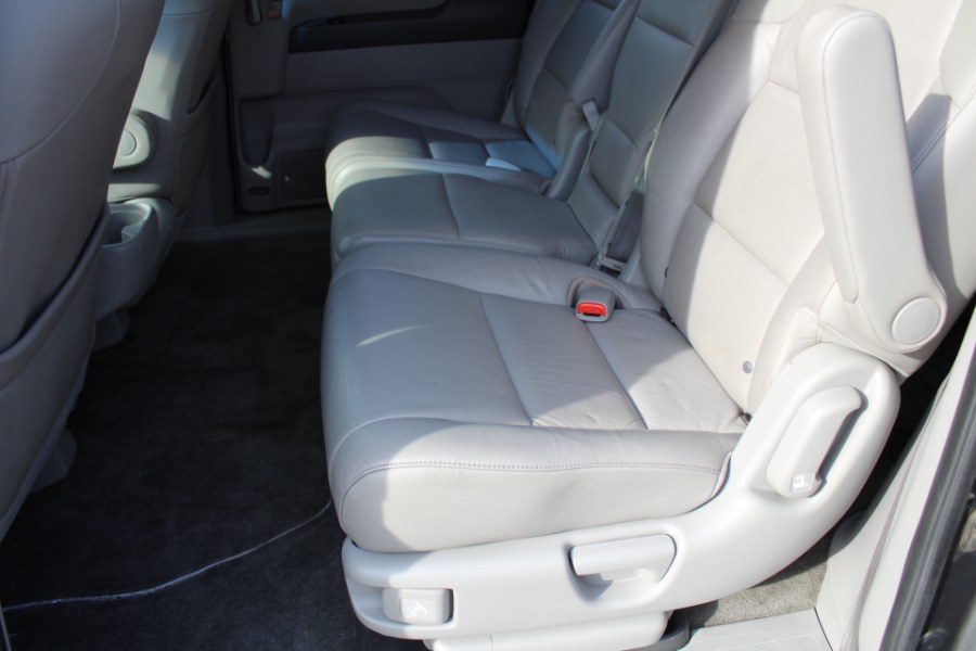 2011 Honda Odyssey 5dr Touring, available for sale in Great Neck, NY
