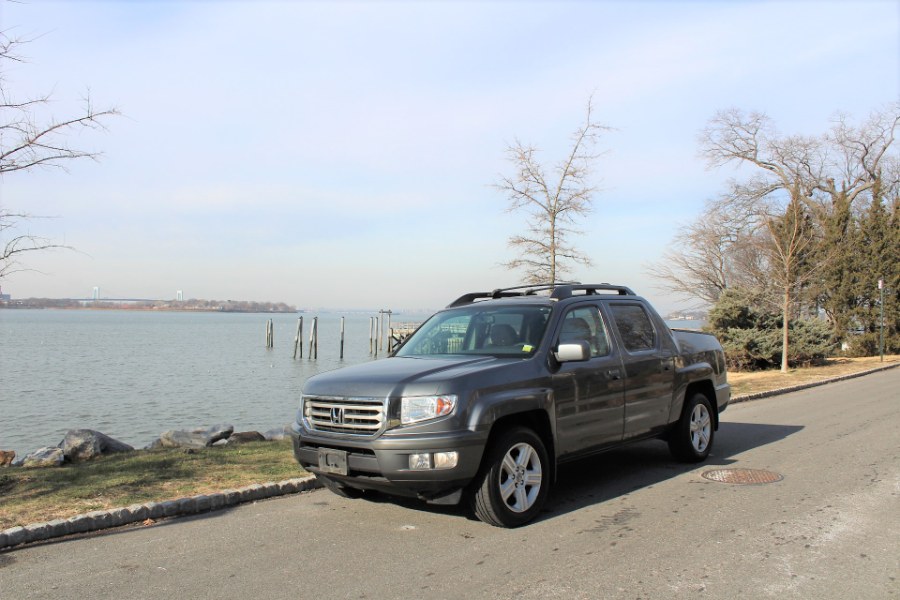 2013 Honda Ridgeline 4WD Crew Cab RTL, available for sale in Great Neck, NY