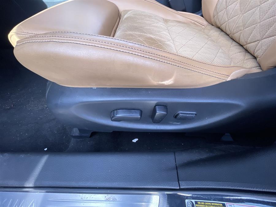 2016 Nissan Maxima 4dr Sdn 3.5 SV, available for sale in Stratford, Connecticut | Wiz Leasing Inc. Stratford, Connecticut 2016 Nissan Maxima 4dr Sdn 3.5 SV, available for sale in Stratford, Connecticut | Wiz Leasing Inc. Stratford, Connecticut