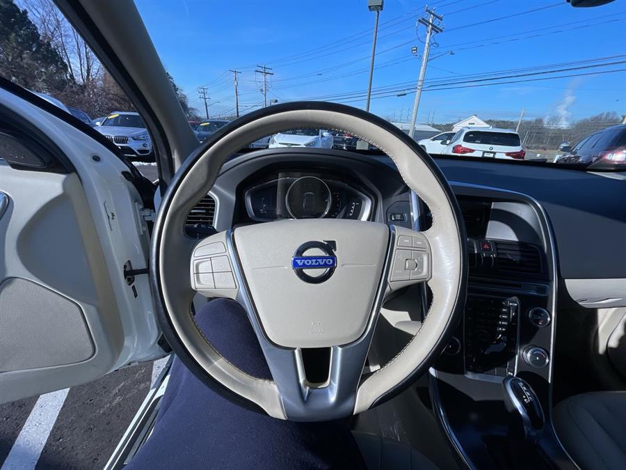 Used Volvo XC60 AWD 4dr T5 Premier 2016 | Wiz Leasing Inc. Stratford, Connecticut Used Volvo XC60 AWD 4dr T5 Premier 2016 | Wiz Leasing Inc. Stratford, Connecticut