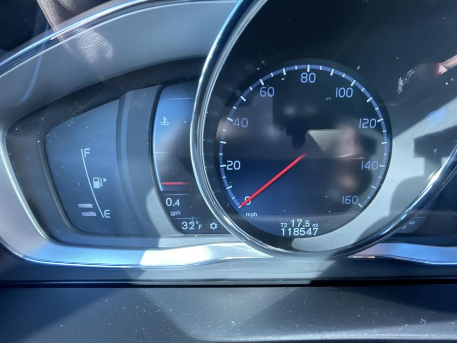 Used Volvo XC60 AWD 4dr T5 Premier 2016 | Wiz Leasing Inc. Stratford, Connecticut Used Volvo XC60 AWD 4dr T5 Premier 2016 | Wiz Leasing Inc. Stratford, Connecticut