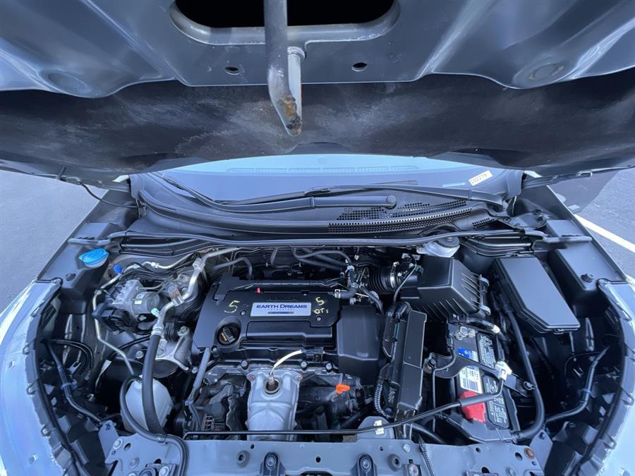 2015 Honda CR-V EX, available for sale in Stratford, Connecticut | Wiz Leasing Inc. Stratford, Connecticut 2015 Honda CR-V EX, available for sale in Stratford, Connecticut | Wiz Leasing Inc. Stratford, Connecticut