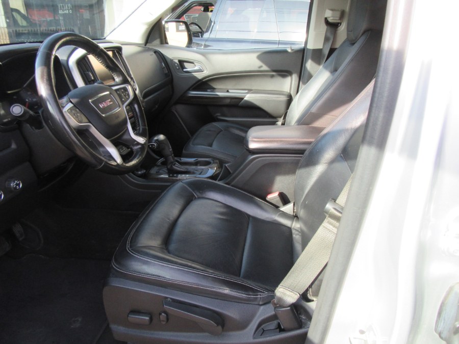 Used GMC Canyon 4WD Crew Cab 128.3" SLT 2016 | Royalty Auto Sales. Little Ferry, New Jersey Used GMC Canyon 4WD Crew Cab 128.3" SLT 2016 | Royalty Auto Sales. Little Ferry, New Jersey