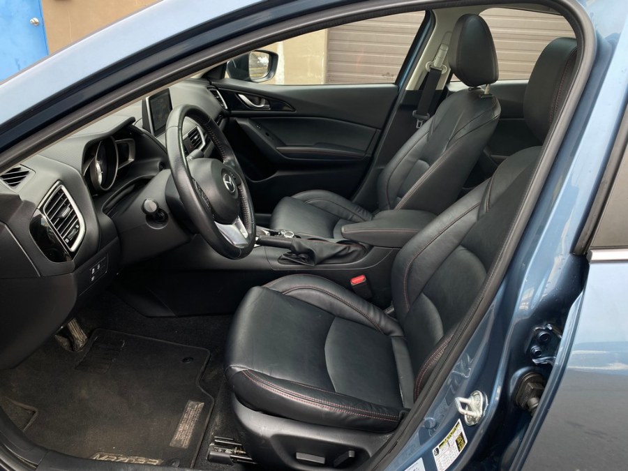Used Mazda Mazda3 4dr Sdn Auto i Grand Touring 2015 | Union Street Auto Sales. West Springfield, Massachusetts Used Mazda Mazda3 4dr Sdn Auto i Grand Touring 2015 | Union Street Auto Sales. West Springfield, Massachusetts