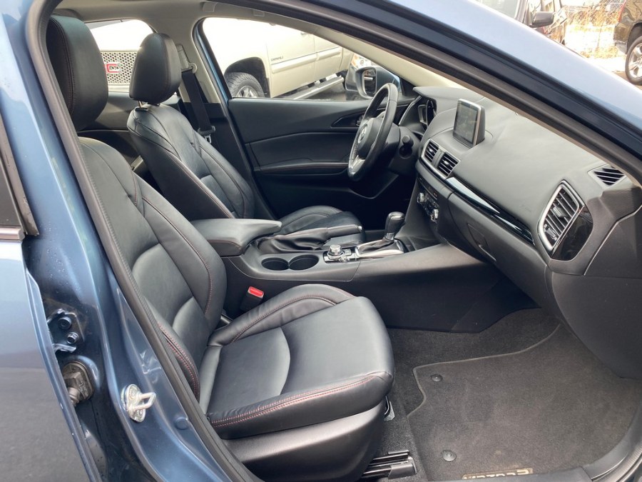 Used Mazda Mazda3 4dr Sdn Auto i Grand Touring 2015 | Union Street Auto Sales. West Springfield, Massachusetts Used Mazda Mazda3 4dr Sdn Auto i Grand Touring 2015 | Union Street Auto Sales. West Springfield, Massachusetts