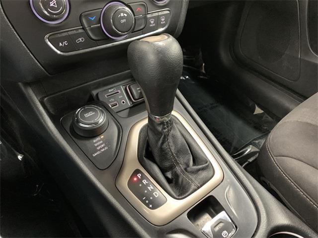 Used Jeep Cherokee Latitude 2015 | Eastchester Motor Cars. Bronx, New York Used Jeep Cherokee Latitude 2015 | Eastchester Motor Cars. Bronx, New York