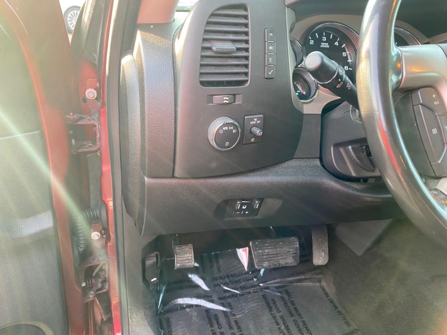 2013 Chevrolet Silverado 2500HD 4WD Crew Cab 167.7" LT, available for sale in Berlin, Connecticut | Tru Auto Mall. Berlin, Connecticut 2013 Chevrolet Silverado 2500HD 4WD Crew Cab 167.7" LT, available for sale in Berlin, Connecticut | Tru Auto Mall. Berlin, Connecticut
