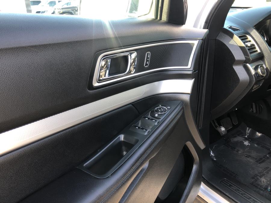 Used Ford Explorer 4WD 4dr XLT 2016 | Route 46 Auto Sales Inc. Lodi, New Jersey Used Ford Explorer 4WD 4dr XLT 2016 | Route 46 Auto Sales Inc. Lodi, New Jersey