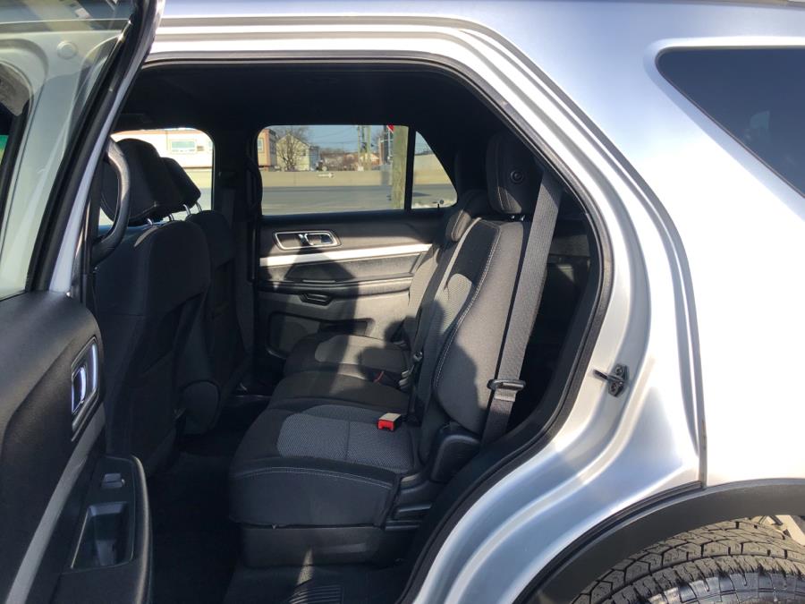 Used Ford Explorer 4WD 4dr XLT 2016 | Route 46 Auto Sales Inc. Lodi, New Jersey Used Ford Explorer 4WD 4dr XLT 2016 | Route 46 Auto Sales Inc. Lodi, New Jersey