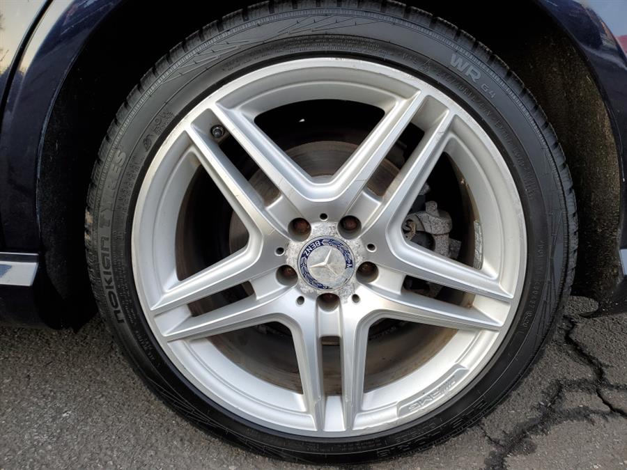 Used Mercedes-Benz E-Class 4dr Sdn E350 Luxury 4MATIC 2011 | Absolute Motors Inc. Springfield, Massachusetts Used Mercedes-Benz E-Class 4dr Sdn E350 Luxury 4MATIC 2011 | Absolute Motors Inc. Springfield, Massachusetts