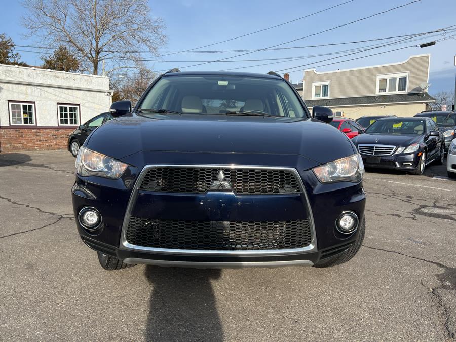 2010 Mitsubishi Outlander 4WD 4dr SE, available for sale in Springfield, Massachusetts | Absolute Motors Inc. Springfield, Massachusetts 2010 Mitsubishi Outlander 4WD 4dr SE, available for sale in Springfield, Massachusetts | Absolute Motors Inc. Springfield, Massachusetts