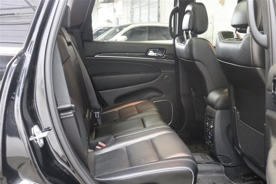 Used Jeep Grand Cherokee OVERLAND 2019 | Fast Track Motors. Paterson, New Jersey Used Jeep Grand Cherokee OVERLAND 2019 | Fast Track Motors. Paterson, New Jersey