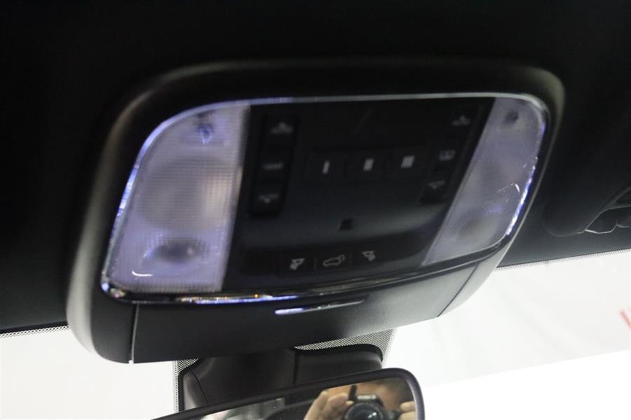 Used Jeep Grand Cherokee OVERLAND 2019 | Fast Track Motors. Paterson, New Jersey Used Jeep Grand Cherokee OVERLAND 2019 | Fast Track Motors. Paterson, New Jersey