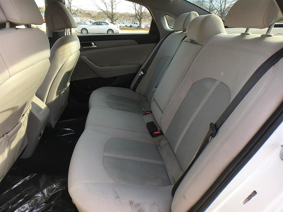 Used Hyundai Sonata SE 2.4L 2017 | Smart Buy Auto Sales, LLC. Wallingford, Connecticut Used Hyundai Sonata SE 2.4L 2017 | Smart Buy Auto Sales, LLC. Wallingford, Connecticut